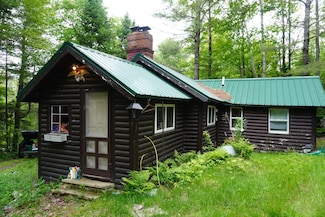 866 School St, Wilton, ME 04294