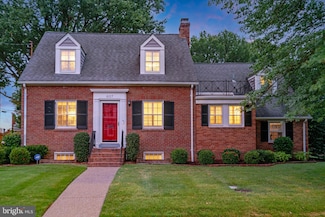 607 W View Terrace, Alexandria, VA 22301