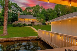 552 Hideaway Ln E, Hideaway, TX 75771