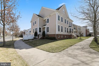 1116 Lake Dr W, Trenton, NJ 08691