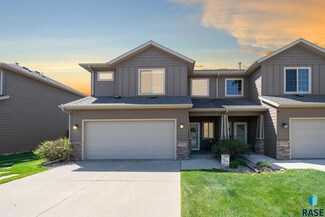 2711 E Buckingham St, Sioux Falls, SD 57108