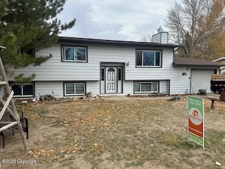 1305 O'Henry Dr, Gillette, WY 82716