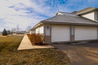 519 Betzer Rd Unit G, Delavan, WI 53115