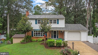 6607 Sandover Ct, Springfield, VA 22152