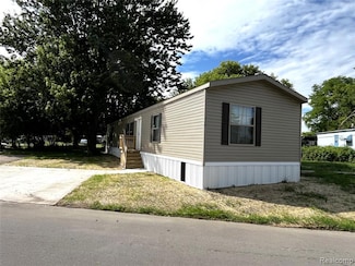 8499   (Lot 214) E M 71, Durand, MI 48429