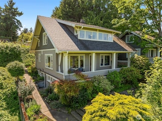 9611 Rainier Ave S, Seattle, WA 98118