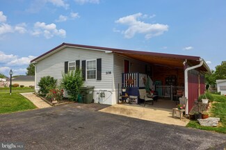 108 Fox Run Ct, Lancaster, PA 17603