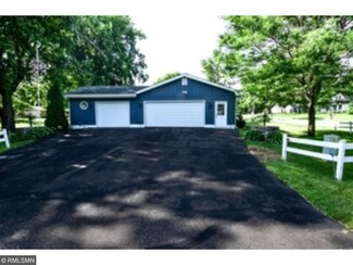 200 3rd St SE, Morristown, MN 55052