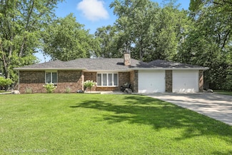 815 Schilling Dr, Dyer, IN 46311