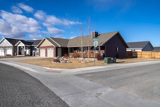 3131 Hardpan Ave, Cody, WY 82414