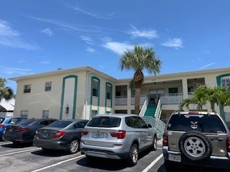 510 70th Ave, Saint Pete Beach, FL 33706