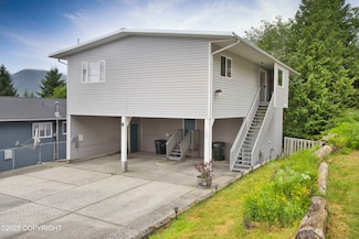 707-709 Carlanna Lake Rd, Ketchikan, AK 99901