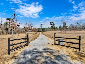 3760 County Road 73, Winfield, AL 35594
