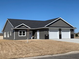 873 Escalade Ln SE, Owatonna, MN 55060