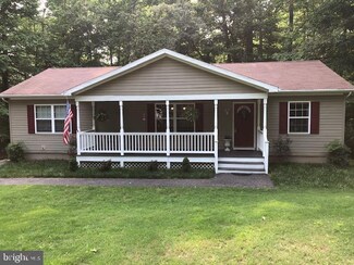 7428 Harrison Dr, King George, VA 22485
