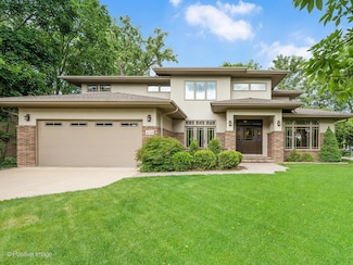 456 S Julian St, Naperville, IL 60540
