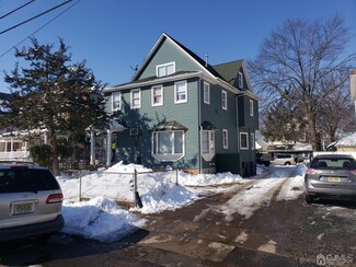 924 W 6th St, Plainfield, NJ 07063