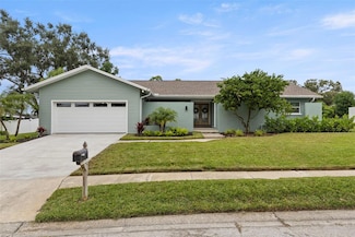 715 Sandy Hook Rd, Palm Harbor, FL 34683