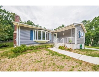 63 Greenleaf Dr, Hampden, MA 01036