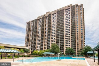 5501 Seminary Rd Unit 402S, Baileys Crossroads, VA 22041