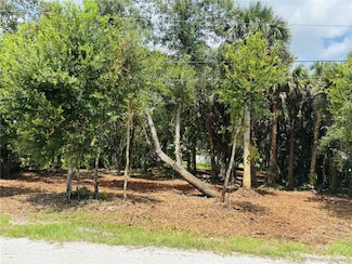 8825 93rd Ave, Vero Beach, FL 32967