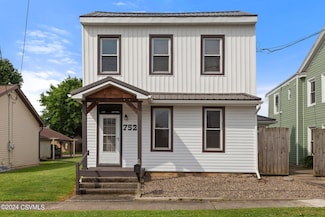 752 E Front St, Danville, PA 17821