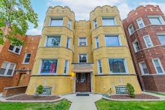 8229 S Eberhart Ave, Chicago, IL 60619