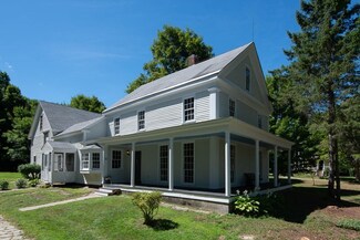 22 Heald St, Pepperell, MA 01463