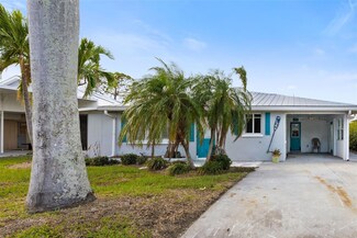 4532 103rd St W, Bradenton, FL 34210