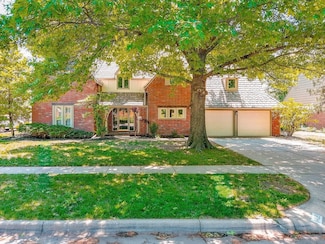 8425 E Huntington St, Wichita, KS 67206