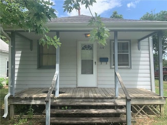 714 W 3rd St, Pittsburg, KS 66762