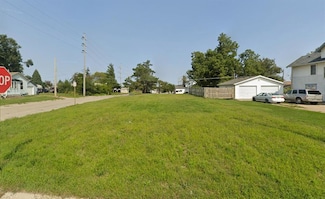 702 Swayze St, Marshalltown, IA 50158