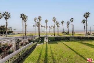23 Sea Colony Dr, Santa Monica, CA 90405