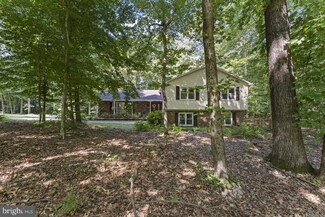 13510 Pleasant Colony Dr, Manassas, VA 20112