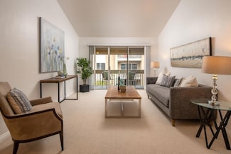 4600 Lamont St Unit 326, San Diego, CA 92109