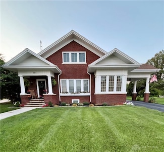 124 E Keller St, Bradford, OH 45308