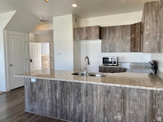 22 Cedar Ln, Malad City, ID 83252