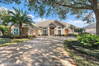 3825 Michaels Landing Cir E, Jacksonville, FL 32224