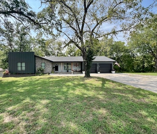 1420 Sumac Rd, Grove, OK 74344