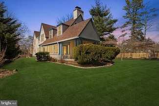 48 Old Eagle School Rd, Wayne, PA 19087