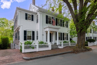 9 Pleasant St, Nantucket, MA 02554
