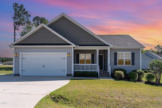 41 Tan Oak Dr, Selma, NC 27576