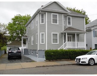 248 Oak Grove Ave, Fall River, MA 02723