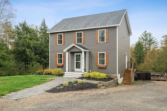 43 Spring Hill Rd, Lebanon, ME 04027