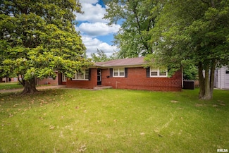 301 S Orchard Dr, Carbondale, IL 62901
