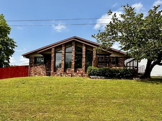 8 Sunset St, Kimberling City, MO 65686