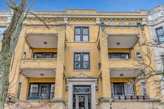 909 W Gunnison St Unit 2E, Chicago, IL 60640