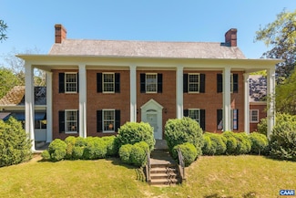 400 Doe Ln, Chatham, VA 24531