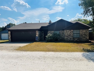 117 Cedar Hill Dr, Whitney, TX 76692