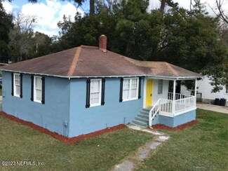 2869 McCoys Creek Blvd, Jacksonville, FL 32254